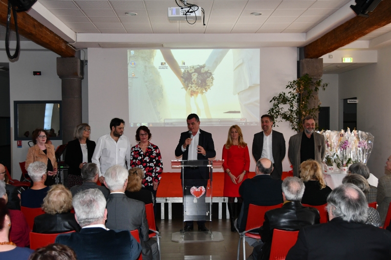 L'amour avec un grand A célébré  à l'occasion de la Cérémonie des Noces d'Or